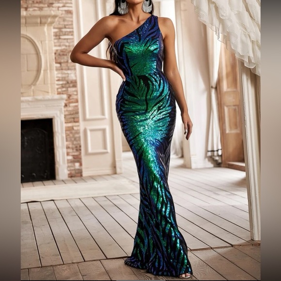 Dresses & Skirts - Luxe one shoulder prom bridesmaids formal sequins gown dress